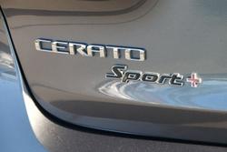 2017 Kia
                Cerato Sport+