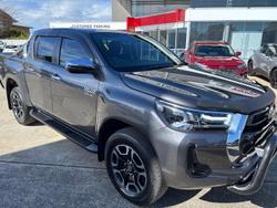 2022 Toyota
Hilux SR5
