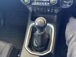 2022 Toyota
Hilux SR5