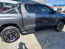2022 Toyota
Hilux SR5