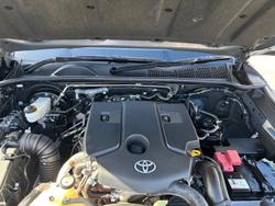 2022 Toyota
Hilux SR5