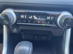 2022 Toyota
RAV4 GX