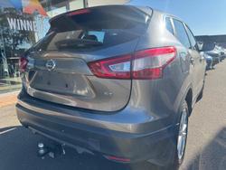 2016 Nissan
QASHQAI ST