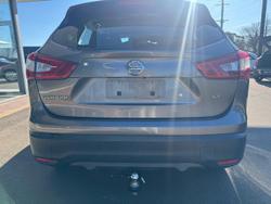 2016 Nissan
QASHQAI ST