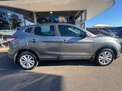 2016 Nissan
QASHQAI ST