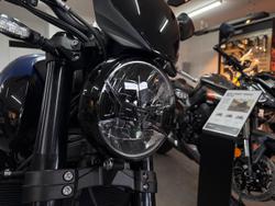 2025 Triumph Trident 660 Full Power Triple Tribute Trident Black