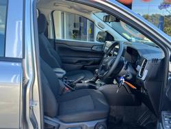 2024 Ford
Ranger Black Edition