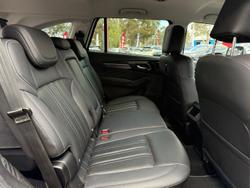 2023 Isuzu
                MU-X LS-T