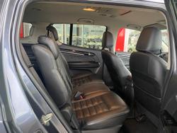 2019 Isuzu
MU-X LS-T