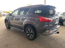 2019 Isuzu
MU-X LS-T