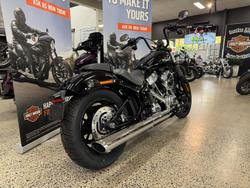 2025 Harley-Davidson Street Bob 117 (FXBB) Softail Black