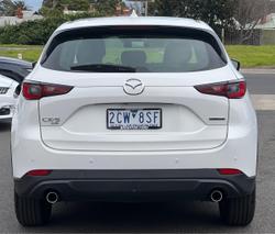 2022 Mazda
CX-5 G25 Touring
