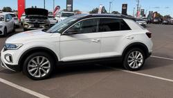 2025 Volkswagen T-Roc 110TSI Style