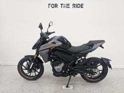 2025 CFMOTO 300 NK ABS