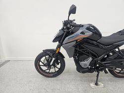 2025 CFMOTO 300 NK ABS
