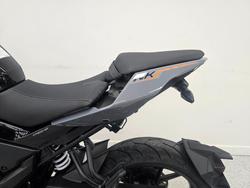 2025 CFMOTO 300 NK ABS