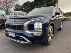 2025 Mitsubishi Outlander Exceed