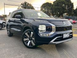 2025 Mitsubishi Outlander Exceed