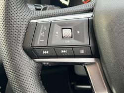 2025 Mitsubishi Outlander Exceed