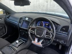 2021 Chrysler
300 SRT Core