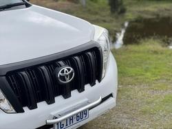 2017 Toyota
Landcruiser Prado GX