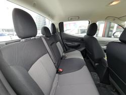 2023 Mitsubishi
Triton GLX