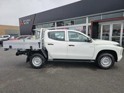 2023 Mitsubishi
Triton GLX