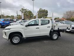 2023 Mitsubishi
Triton GLX