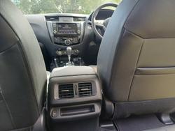 2025 Nissan
Navara Pro-4X Warrior (4x4)