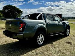 2025 Nissan
                Navara ST (4x4)