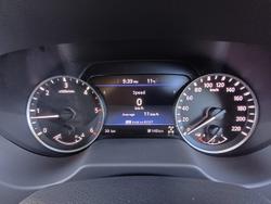 2024 Nissan
                Navara ST (4x4)