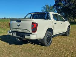 2024 Nissan
                Navara ST (4x4)