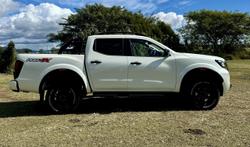 2025 Nissan
Navara Pro-4X (4x4)