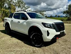 2025 Nissan
Navara Pro-4X (4x4)