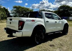 2025 Nissan
Navara Pro-4X (4x4)