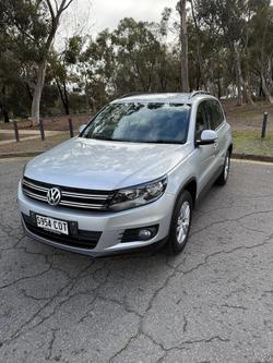 2011 Volkswagen
Tiguan 132TSI