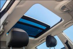 2025 Mahindra XUV3XO AX7L