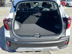 2024 Kia
                Seltos Sport