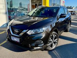 2017 Nissan
QASHQAI ST-L