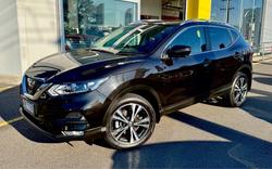 2017 Nissan
QASHQAI ST-L