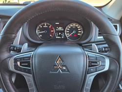 2017 Mitsubishi
Pajero Sport Exceed