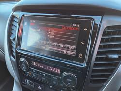2017 Mitsubishi
Pajero Sport Exceed