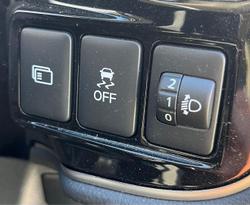 2021 Mitsubishi
Outlander LS