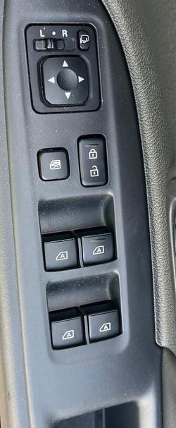 2021 Mitsubishi
Outlander LS