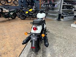 2025 Royal Enfield SHOTGUN 650 WHITE