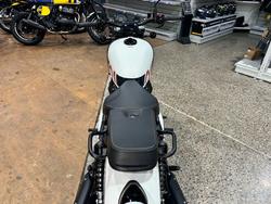 2025 Royal Enfield SHOTGUN 650 WHITE