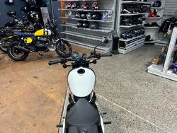 2025 Royal Enfield SHOTGUN 650 WHITE