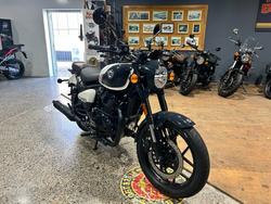 2025 Royal Enfield SHOTGUN 650 WHITE