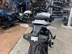 2025 Royal Enfield GUERILLA 450 SILVER