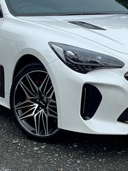 2022 Kia
Stinger GT
